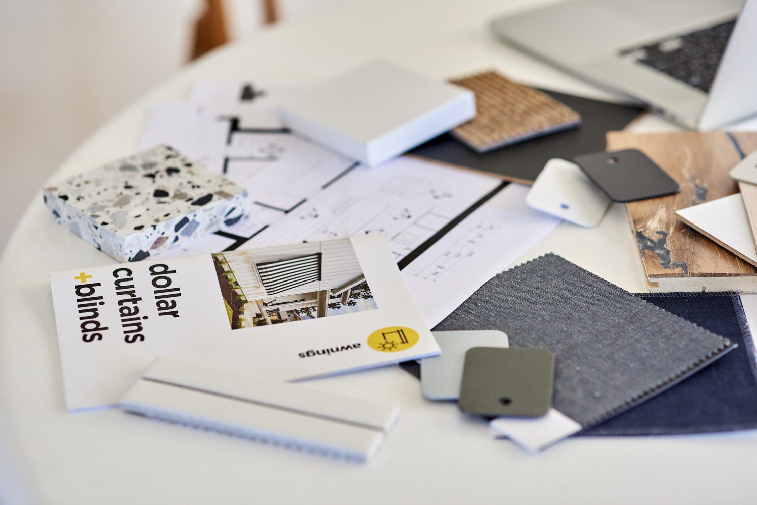 Curtain and Blind Planning